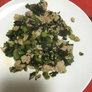 小松菜と鶏ひき肉の甘辛炒め